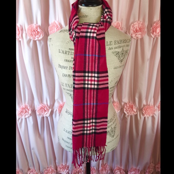 Women’s Plaid Scarf 🧣 - Picture 3 of 5
